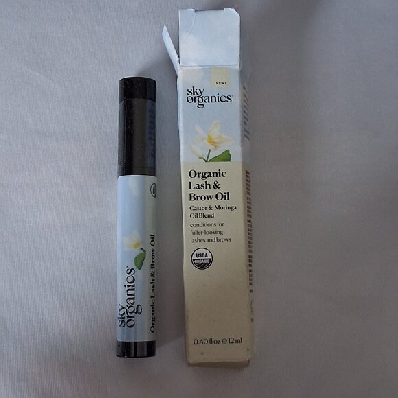 Sky Organics Organic Lash & Brow Oil & Applicator Eyelash Castor & Moringa Oil - Picture 2 of 3